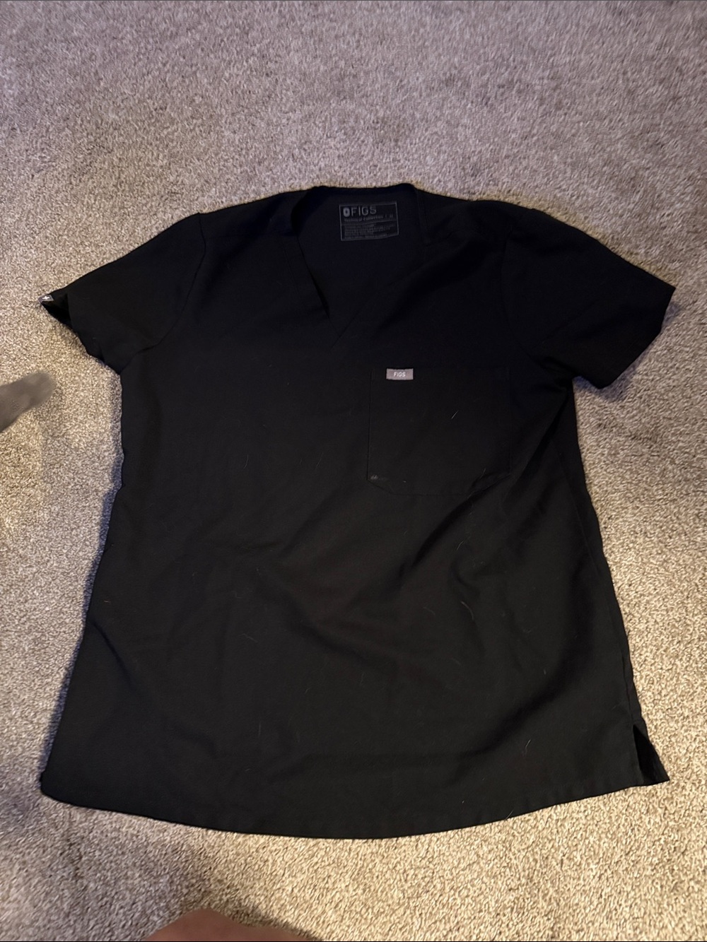 Figs women’s Black V-Neck Scrub Top